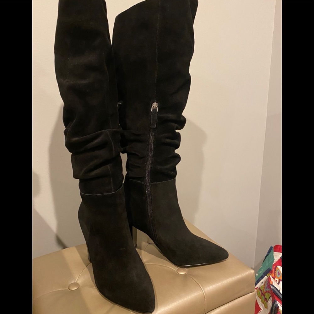 Beautiful Treasure & Bond suede knee-high boots!